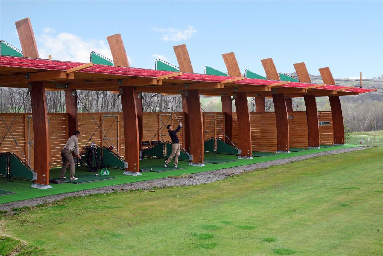 Golf Valcurone Hotel Momperone Exterior foto